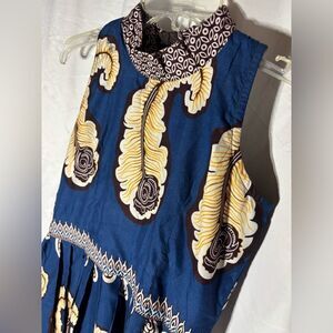 Sleeveless Knee Length Dress EPC Women’s Size Medium 

P2P 32”
Waist 28”